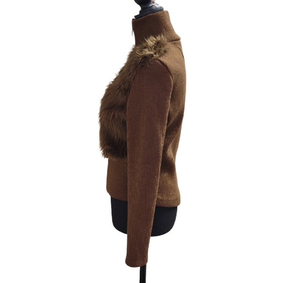 PAPARAZZI By Biz Faux Suede Embroidered Sherpa Fur Lined Vest Jacket SZ Large - Picture 4 of 14